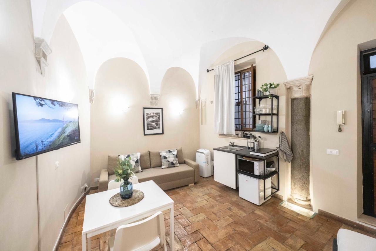 Studio Delle Grotte - Campo De' Fiori Rome Luaran gambar